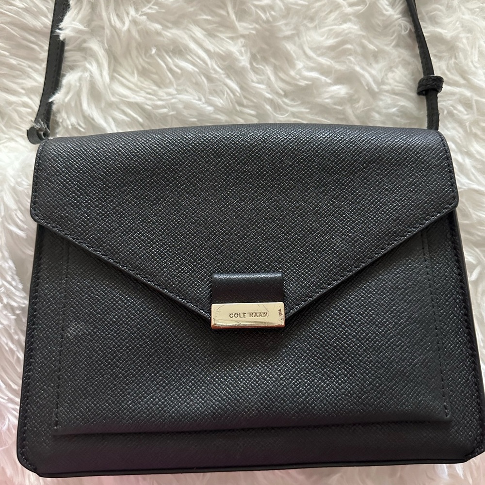 COLE HAAN BLACK LEATHER CROSSBODY BAG